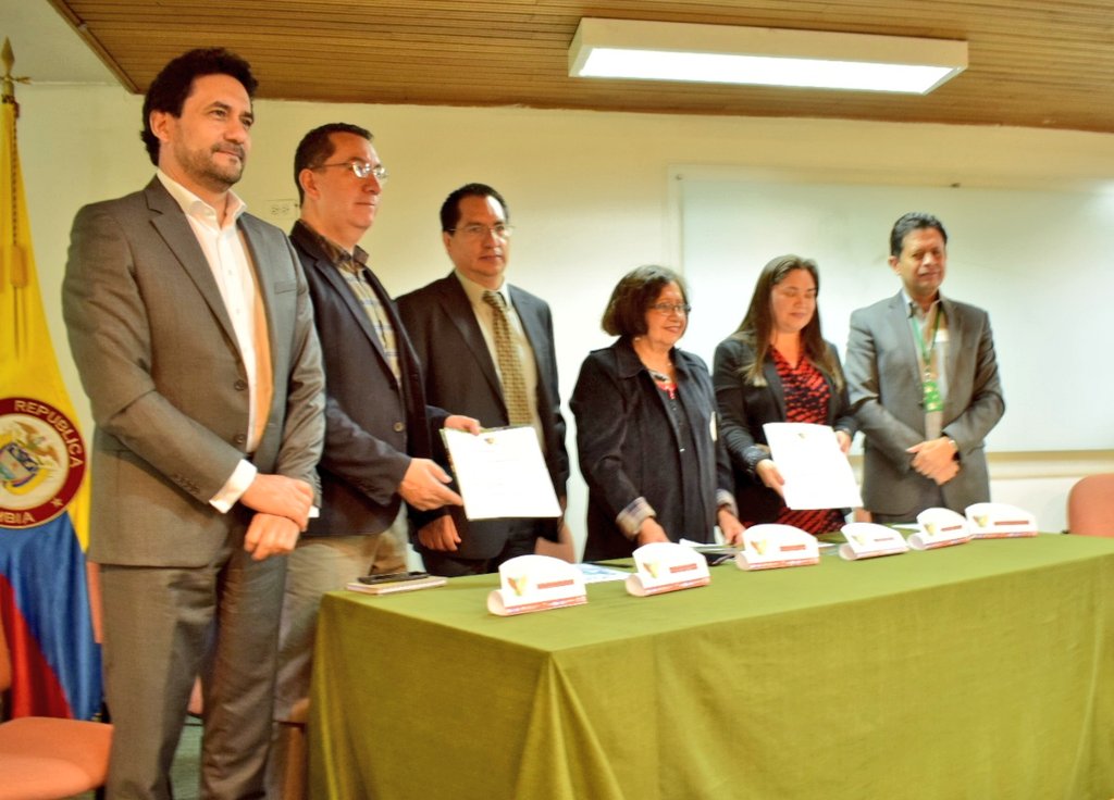 En el día mundial del suelo Colombia conforma Alianza Nacional por los suelos