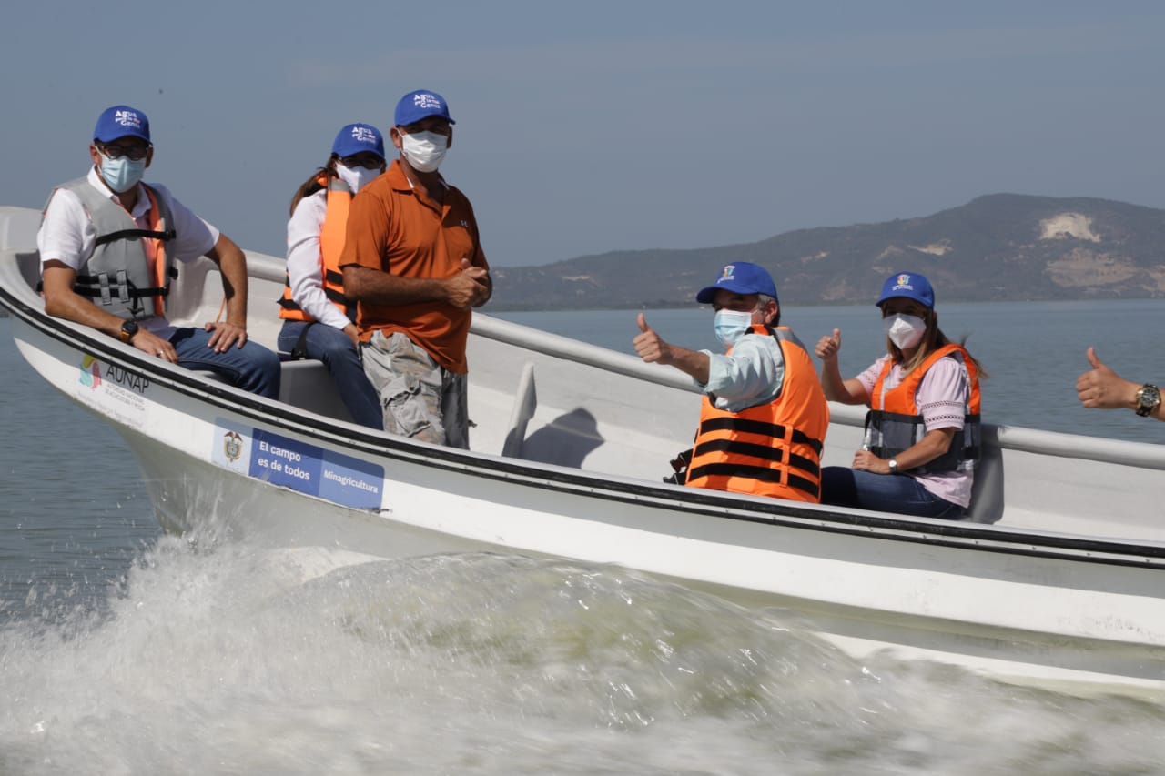 Minambiente y Gobernadora del Atlántico anunciaron proyecto de reforestación en el Embalse del Guájaro