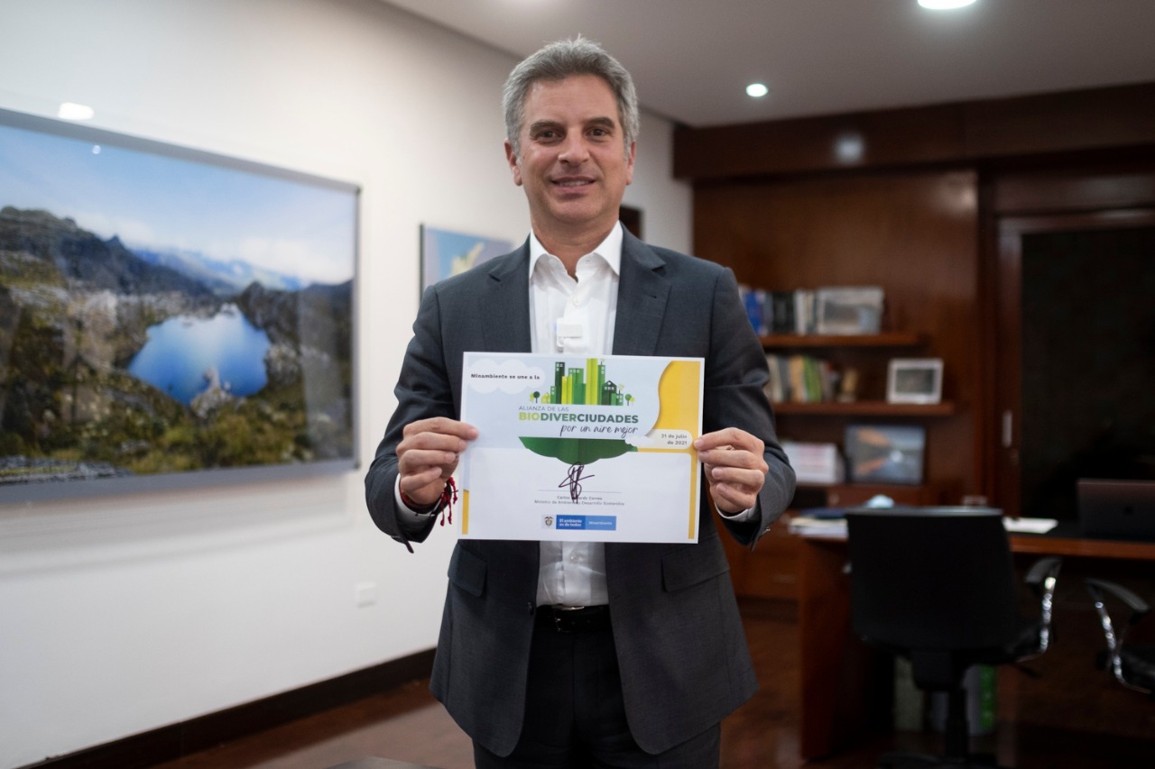 Minambiente financiará Sistema de Vigilancia de Calidad del Aire en 11 biodiverciudades