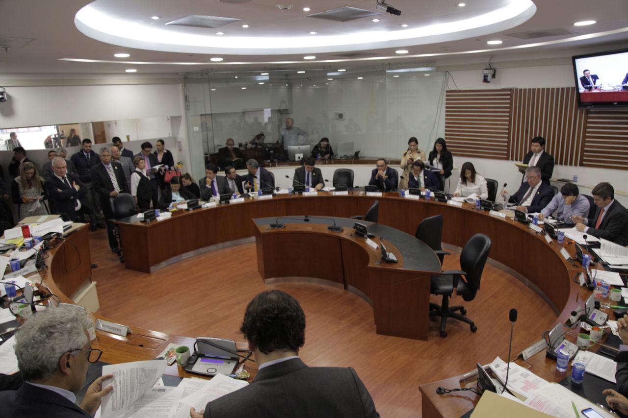Aprobado en primer debate de Congreso proyecto de ley que fortalece transparencia y gestión de las CAR