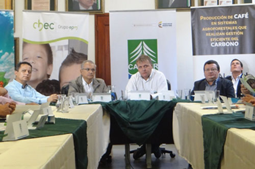Campesinos risaraldenses serán compensados por conservar bosques a través de Banco2