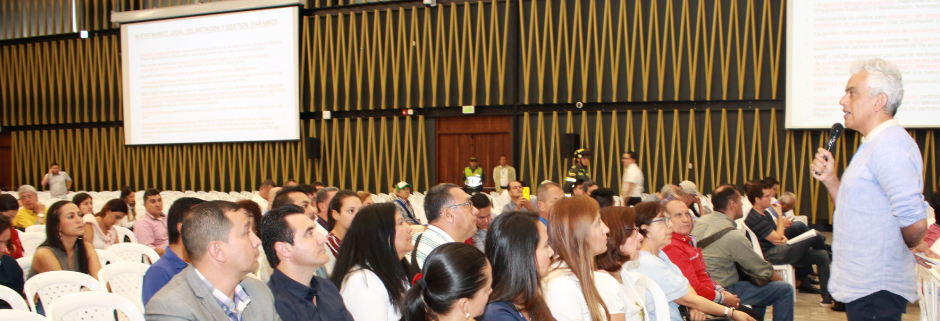 En reunión preliminar, MinAmbiente presenta propuesta integral para delimitación de Santurbán