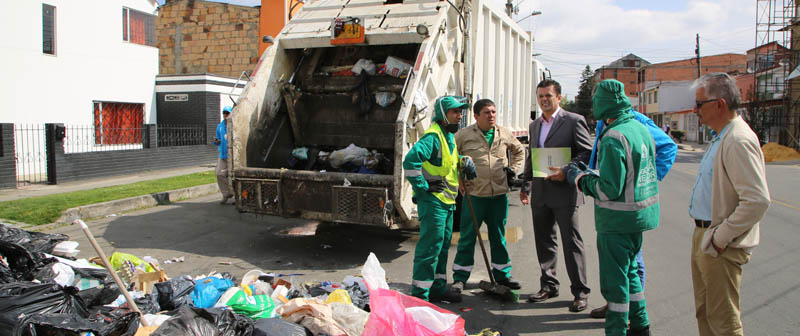 Ministerio de Ambiente inspeccionó zonas afectadas por emergencia sanitaria en Bogotá