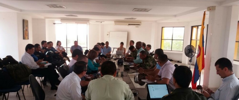 Ministerio de Ambiente y entidades del Gobierno despliegan acciones para controlar incendio en la Serranía La Lindosa, en Guaviare