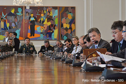 Nuestra prioridad ha sido y sigue siendo la atención de la emergencia humanitaria: Presidente Santos