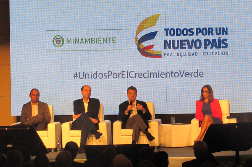 Presidente Santos pide acelerar proceso de Paz para garantizar cuidado del Medio Ambiente