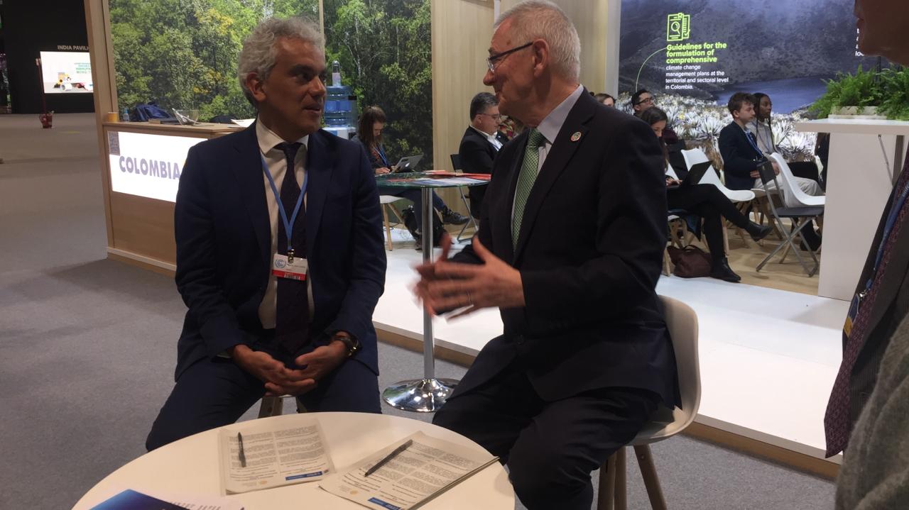 Colombia y el Instituto de Recursos Mundiales (WRI) suscriben alianza para implementar concepto de biodiverciudades en el país