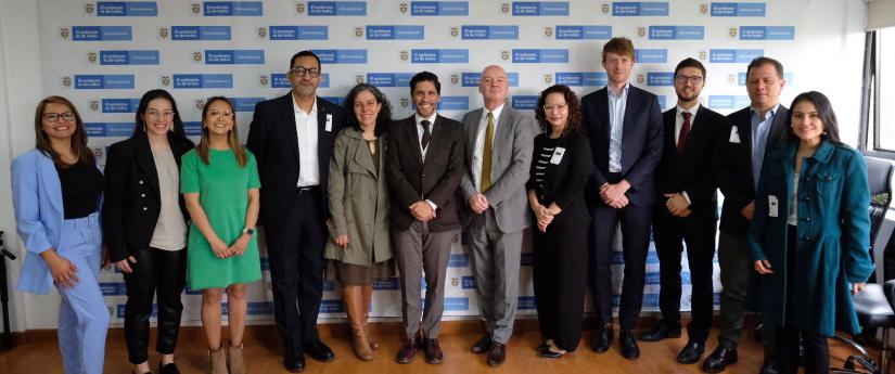Colombia y Reino Unido lanzan proyecto para ciudades resilientes basadas en la naturaleza