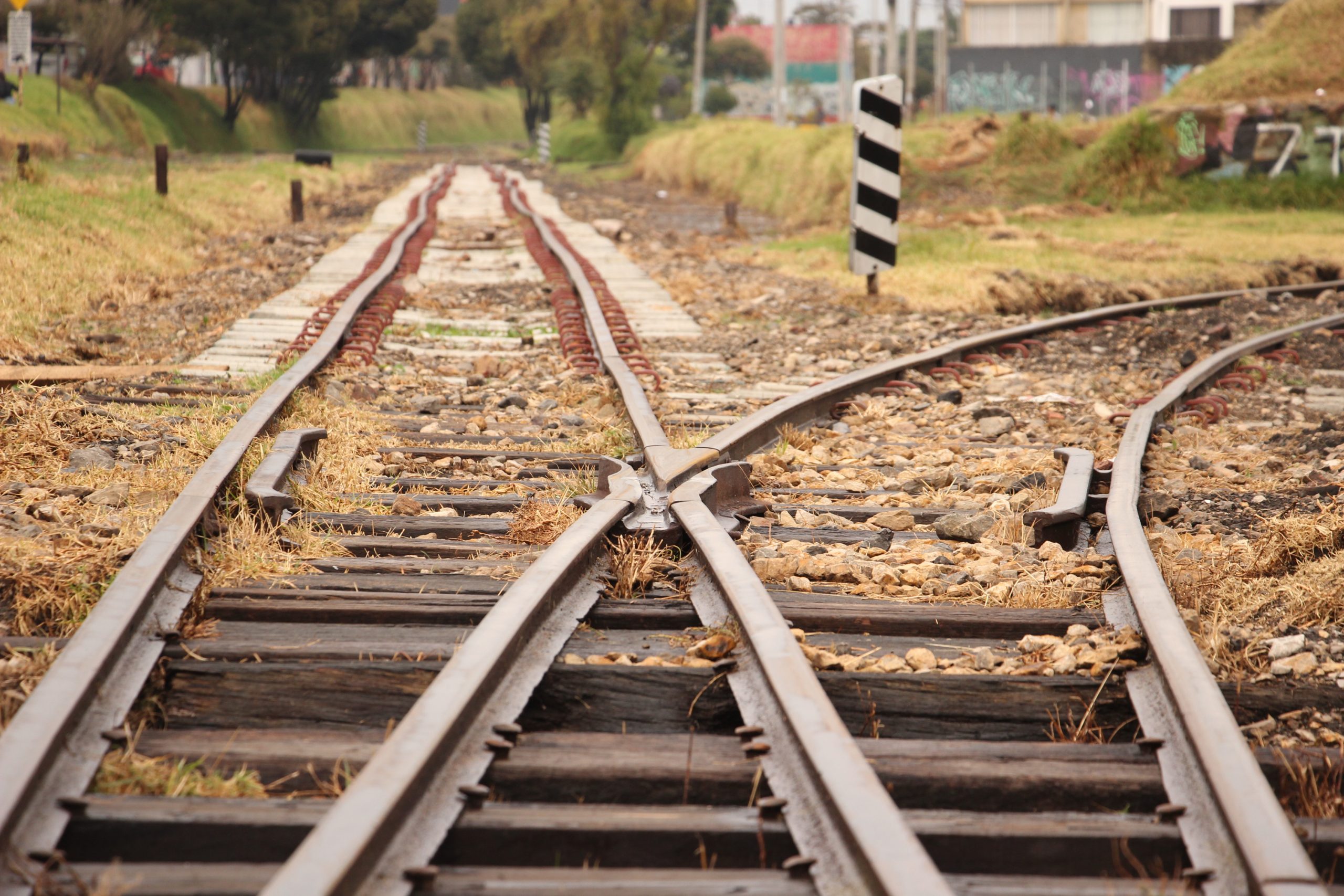 MinAmbiente presenta borrador de decreto para impulsar transporte ferroviario en ciudades del país
