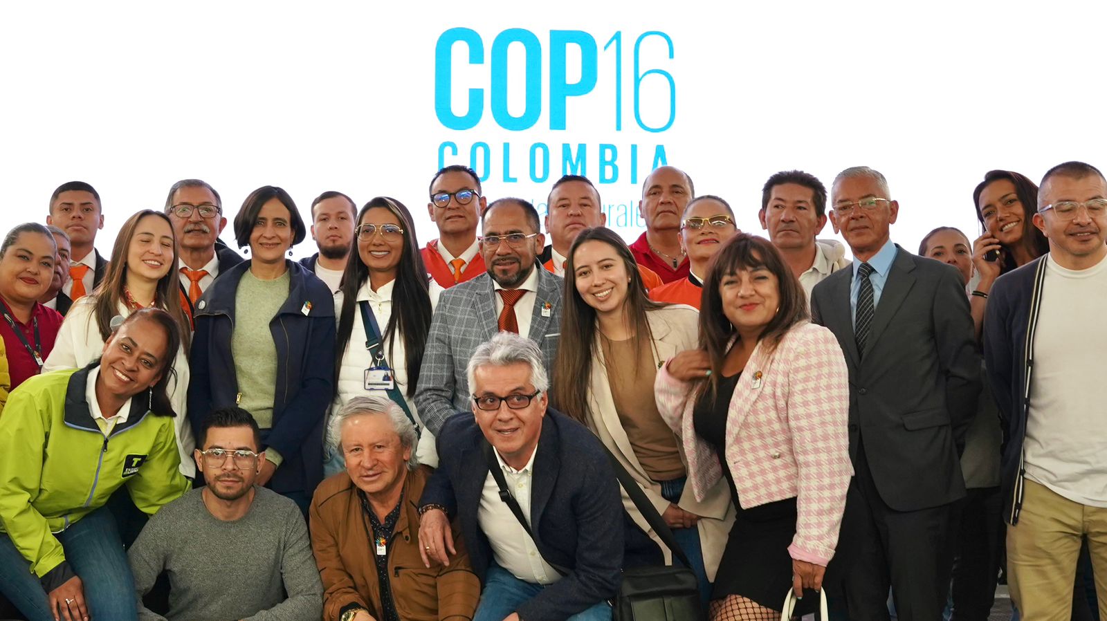 Más de 25.000 taxistas del país se convierten en embajadores de la COP16