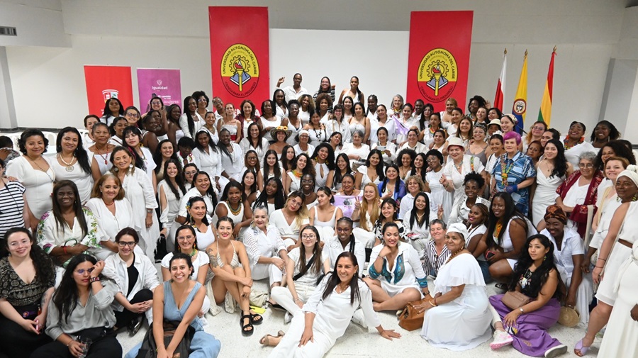 En Barranquilla, mujeres de Colombia se reúnen para consolidar su participación en la COP16
