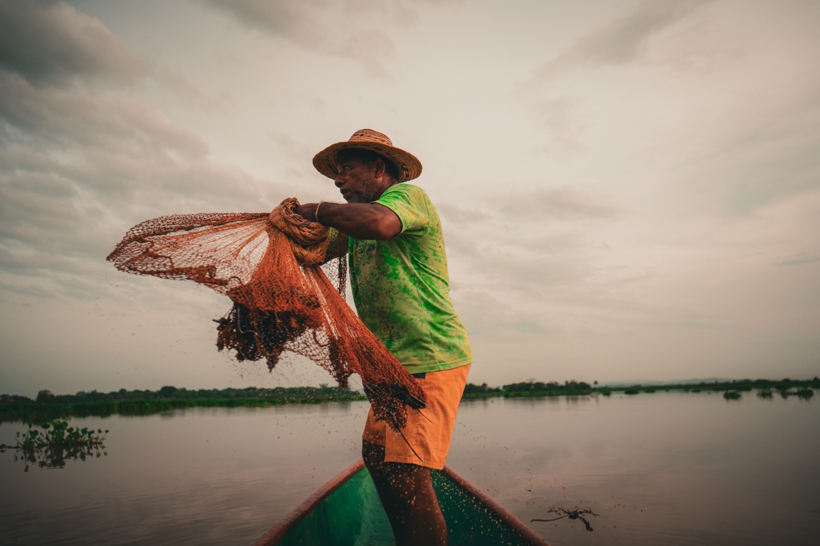 Colombia crea figura inédita para proteger territorios de pescadores y campesinos