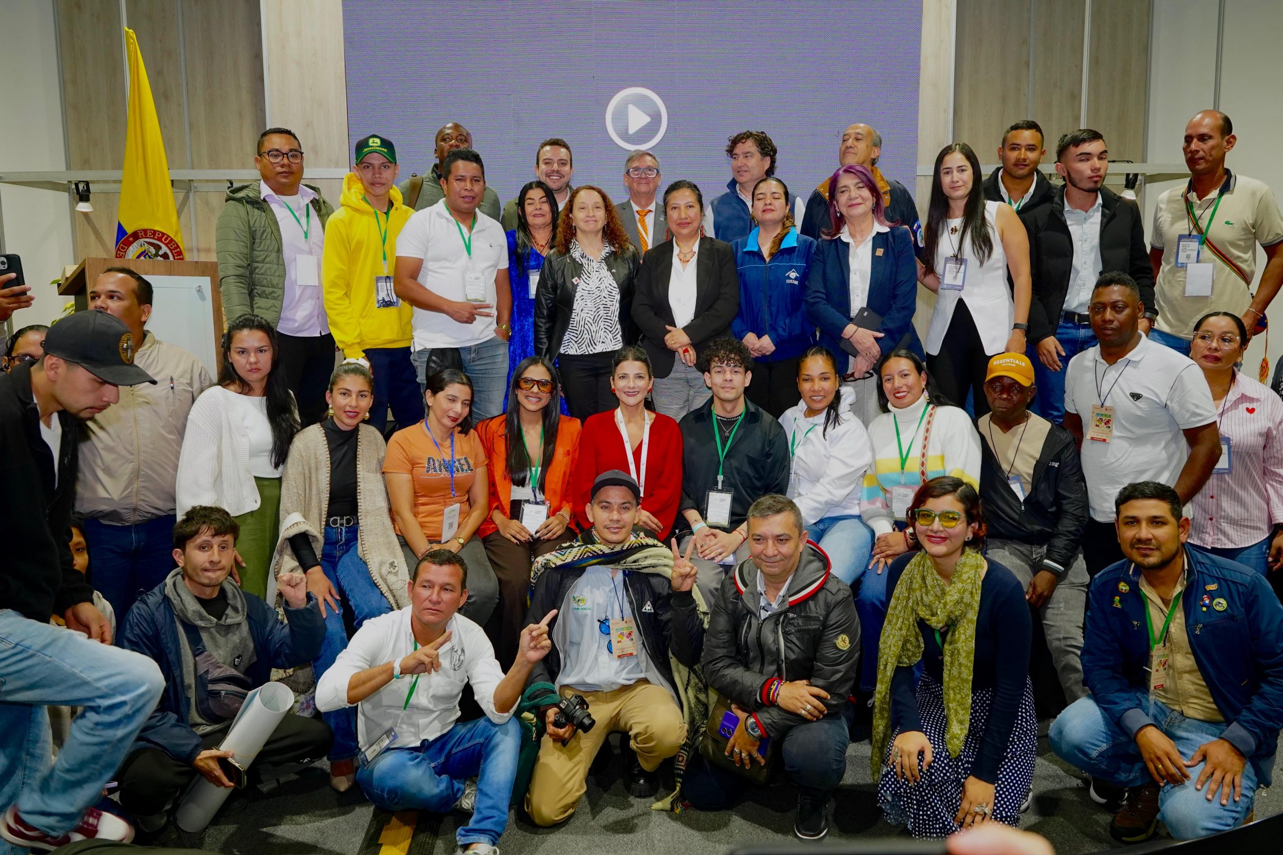 Minambiente presenta el legado ambiental del Gobierno del Cambio y reafirma que no existe desarrollo posible sin proteger la vida